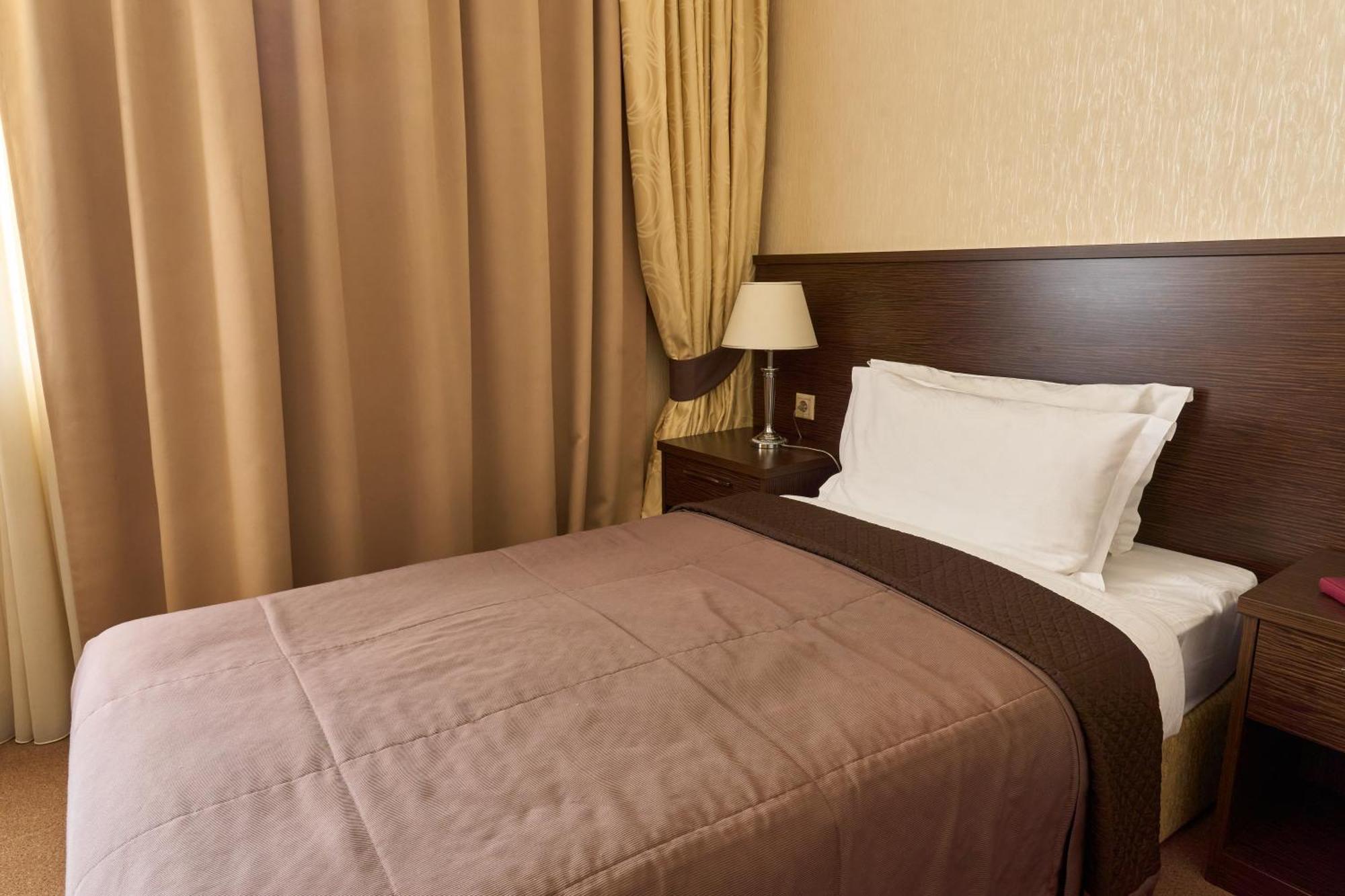 Kainar Hotel Shymkent Bagian luar foto