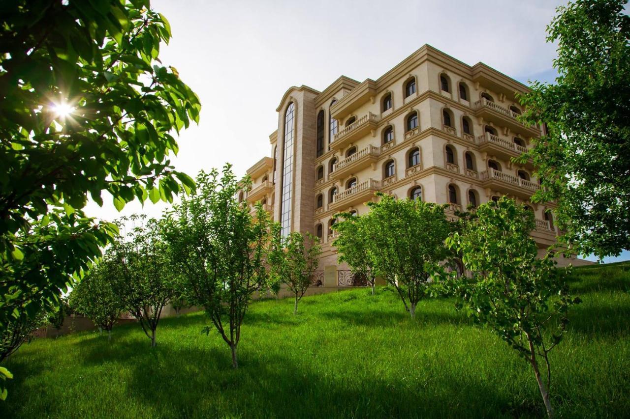 Kainar Hotel Shymkent Bagian luar foto